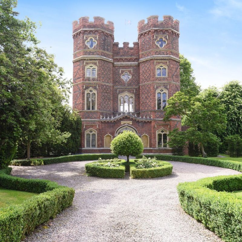 1500998212-wayneflete-tower-esher-surrey-exterior 1500998212-wayneflete-tower-esher-surrey-exterior